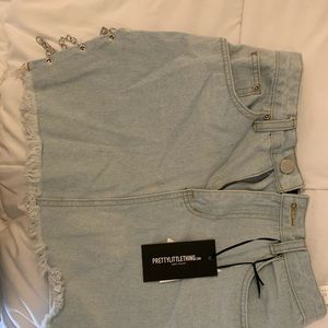 Pretty little thing denim skirt with chains